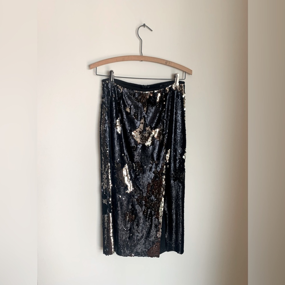 Zara midi skirt with slit and two tone sequins